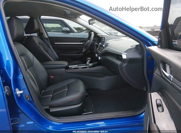 1N4BL4CV4SN345252 2025 NISSAN ALTIMA Blue Vista interior delantera