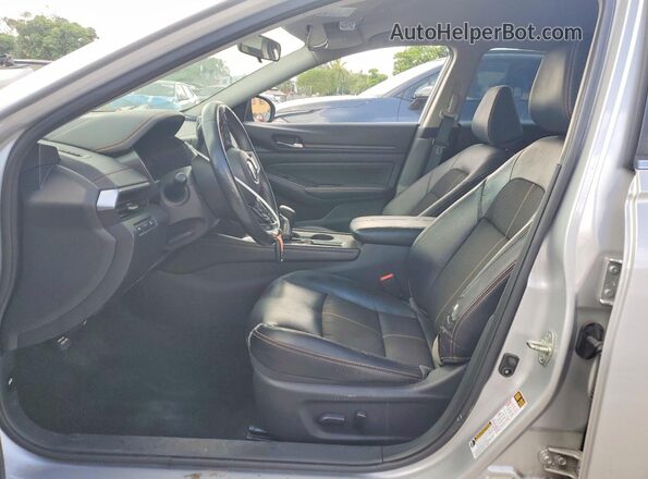 1N4BL4CV5KC170876 2019 NISSAN ALTIMA Silver Вид салону спереду