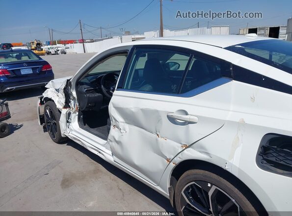 1N4BL4CV5PN314597 2023 NISSAN ALTIMA White Vista frontal