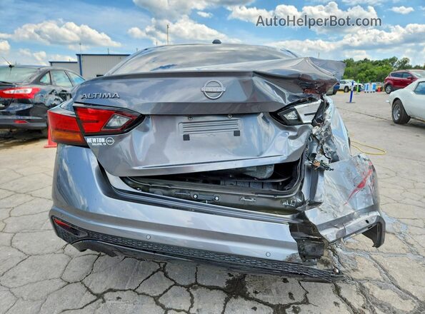 1N4BL4CV5RN310293 2024 NISSAN ALTIMA Gray Вид ззаду