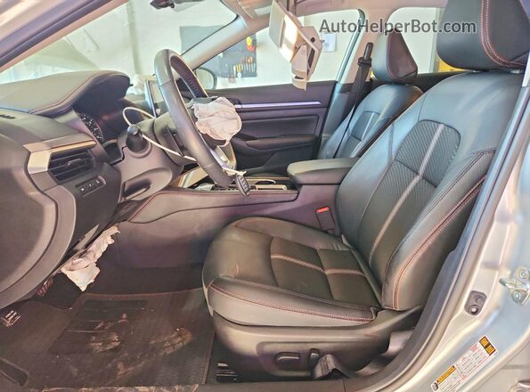 1N4BL4CV5RN423810 2024 NISSAN ALTIMA Silver Vista interior delantera