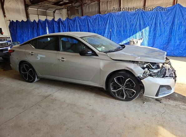 1N4BL4CV5RN423810 2024 NISSAN ALTIMA Silver Delantero derecho
