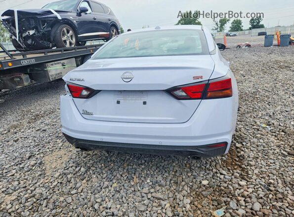 1N4BL4CV5RN436850 2024 NISSAN ALTIMA Gray Widok z tyłu