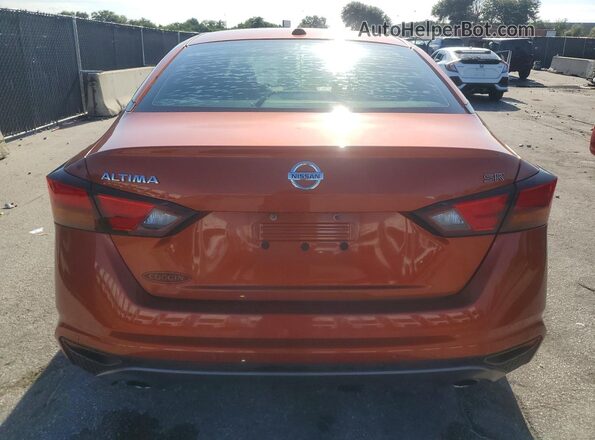 1N4BL4CV6LC122501 2020 NISSAN ALTIMA Orange Вид ззаду