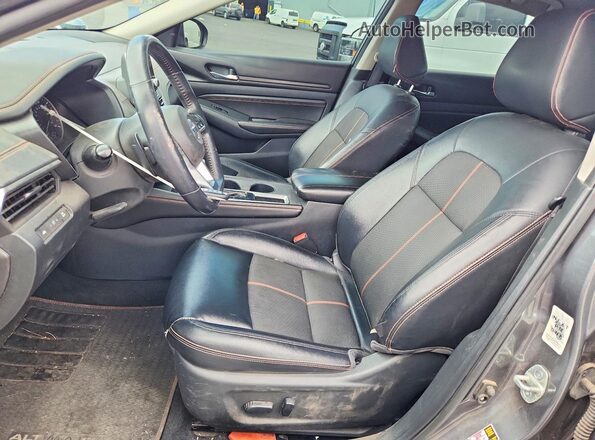 1N4BL4CV6LN303960 2020 NISSAN ALTIMA Gray Vista interior delantera
