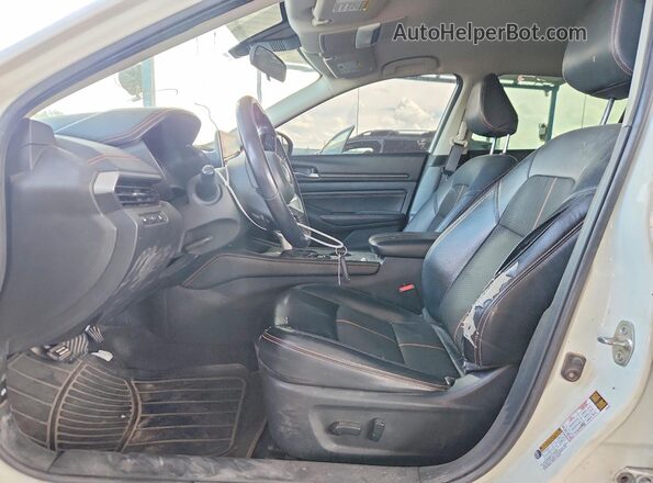 1N4BL4CV6MN316063 2021 NISSAN ALTIMA Белый Вид салона спереди