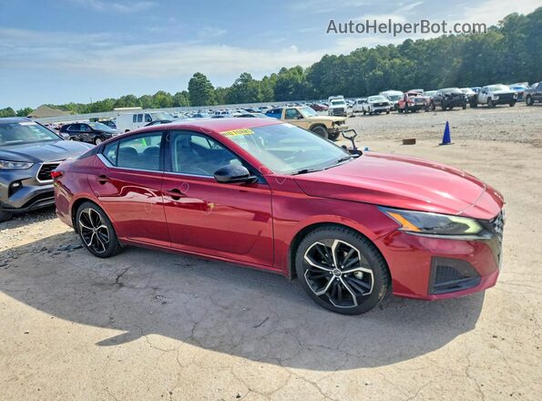 1N4BL4CV6PN359029 2023 NISSAN ALTIMA Maroon Delantero derecho
