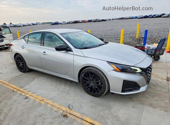 1N4BL4CV6RN411701 2024 NISSAN ALTIMA Silver Delantero derecho