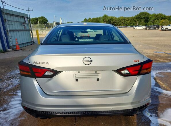 1N4BL4CV6RN431074 2024 NISSAN ALTIMA Серебряный Вид сзади
