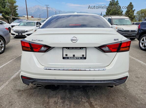 1N4BL4CV7NN347937 2022 NISSAN ALTIMA White Rear view