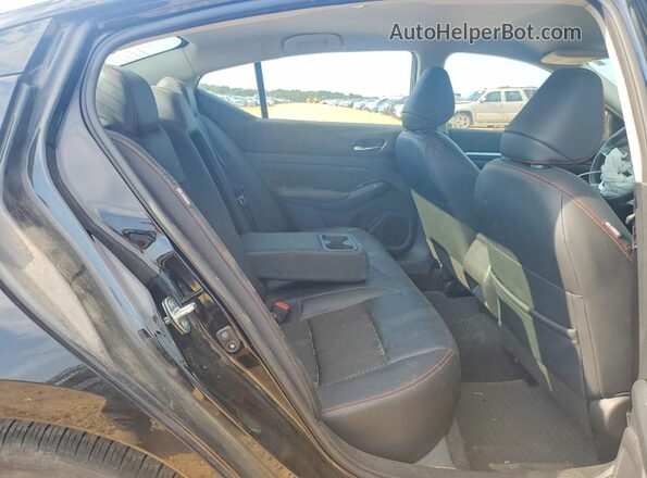 1N4BL4CV7PN331630 2023 NISSAN ALTIMA Black Widok tylnych siedzeń