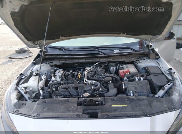 1N4BL4CV7RN414333 2024 NISSAN ALTIMA Silver Widok z tyłu