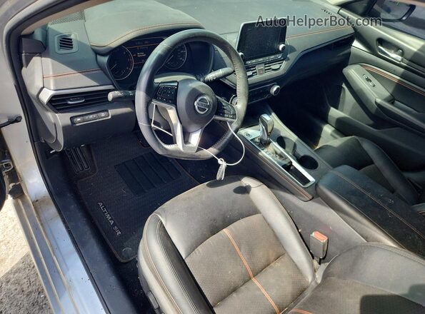 1N4BL4CV8LC118093 2020 NISSAN ALTIMA Silver Dashboard view