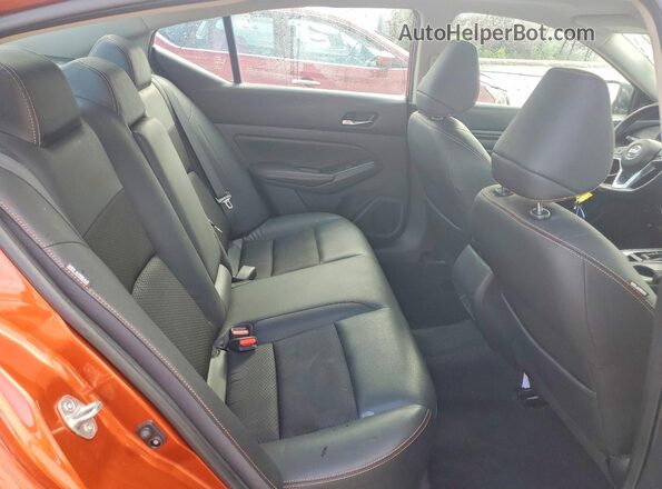 1N4BL4CV8LC166967 2020 NISSAN ALTIMA Orange Vista de los asientos traseros