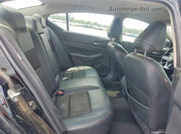 1N4BL4CV8NN353035 2022 NISSAN ALTIMA Black Rear seats view