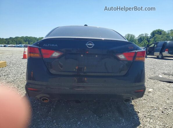 1N4BL4CV8RN313463 2024 NISSAN ALTIMA Black Rear view