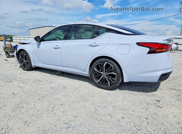 1N4BL4CV8RN324589 2024 NISSAN ALTIMA Gray Trasero izquierdo