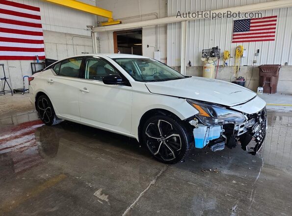 1N4BL4CV8SN315025 2025 NISSAN ALTIMA Белый Передняя правая четверть