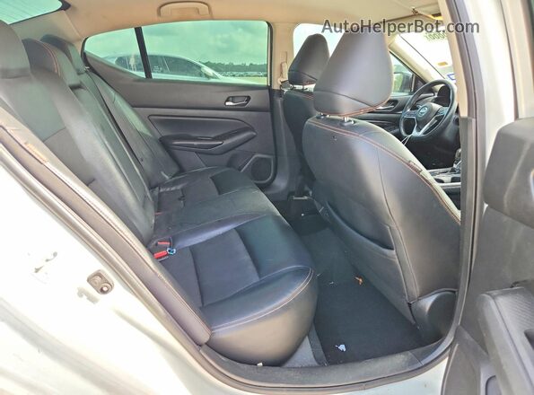 1N4BL4CV9KC162571 2019 NISSAN ALTIMA White Rear seats view