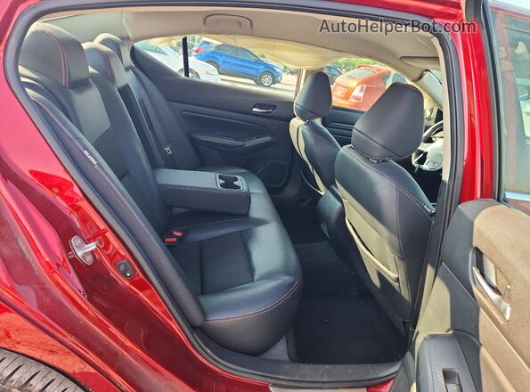 1N4BL4CV9KC183808 2019 NISSAN ALTIMA Red Rear seats view
