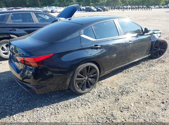 1N4BL4CV9LC176584 2020 NISSAN ALTIMA Черный Задняя правая четверть