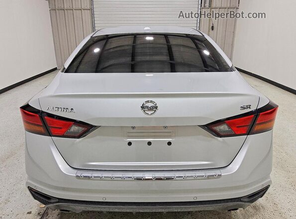 1N4BL4CV9LC276801 2020 NISSAN ALTIMA Silver Вид ззаду
