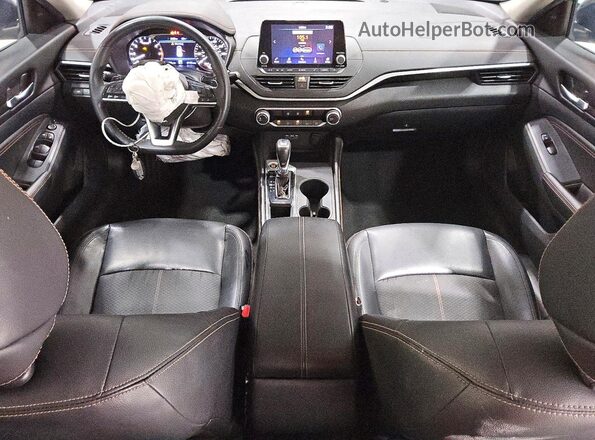 1N4BL4CV9LC276801 2020 NISSAN ALTIMA Silver Вид панелі приладів