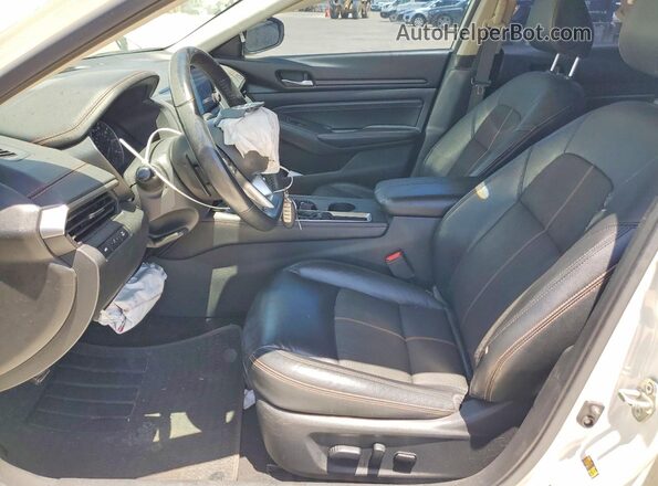 1N4BL4CV9MN306451 2021 NISSAN ALTIMA Белый Вид салона спереди