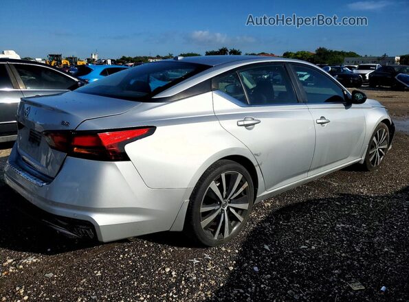 1N4BL4CV9MN352748 2021 NISSAN ALTIMA Серебряный Задняя правая четверть