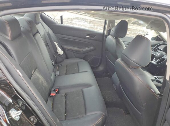1N4BL4CV9MN369792 2021 NISSAN ALTIMA Black Widok tylnych siedzeń