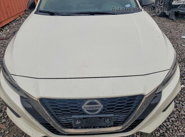 1N4BL4CV9NN356056 2022 NISSAN ALTIMA White უკანა სალონის ხედი