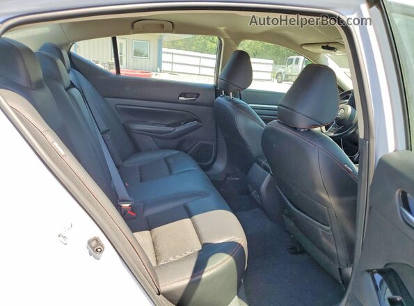 1N4BL4CV9PN323352 2023 NISSAN ALTIMA Gray Widok tylnych siedzeń