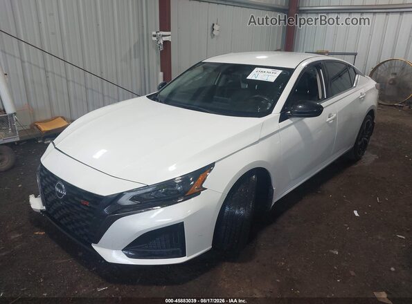 1N4BL4CV9PN326400 2023 NISSAN ALTIMA White Front left