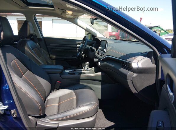 1N4BL4CVXLC113901 2020 NISSAN ALTIMA Blue Front interior view