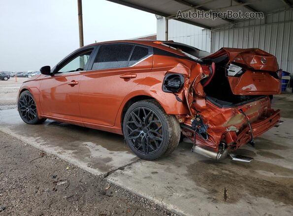 1N4BL4CVXMN301985 2021 NISSAN ALTIMA Orange 