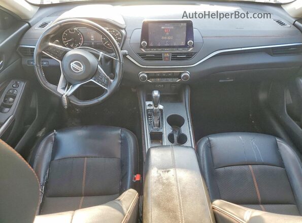 1N4BL4CVXMN326983 2021 NISSAN ALTIMA Серебряный Вид панели приборов