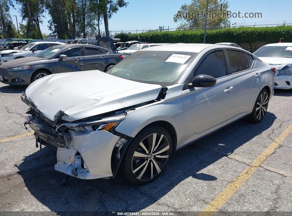 1N4BL4CVXMN372359 2021 NISSAN ALTIMA Silver Vista tres cuartos delantera izquierda