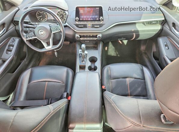 1N4BL4CVXMN396371 2021 NISSAN ALTIMA Серебряный Вид панели приборов