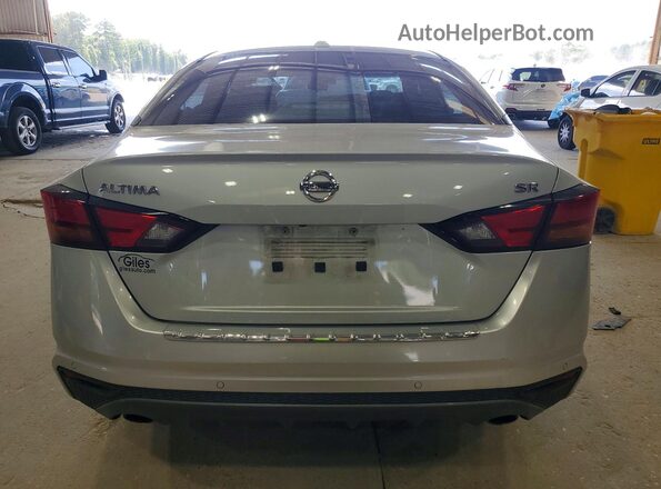 1N4BL4CVXNN367325 2022 NISSAN ALTIMA Серебряный Вид сзади