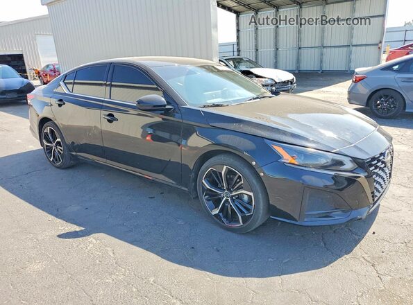 1N4BL4CVXRN317935 2024 NISSAN ALTIMA Black Front right