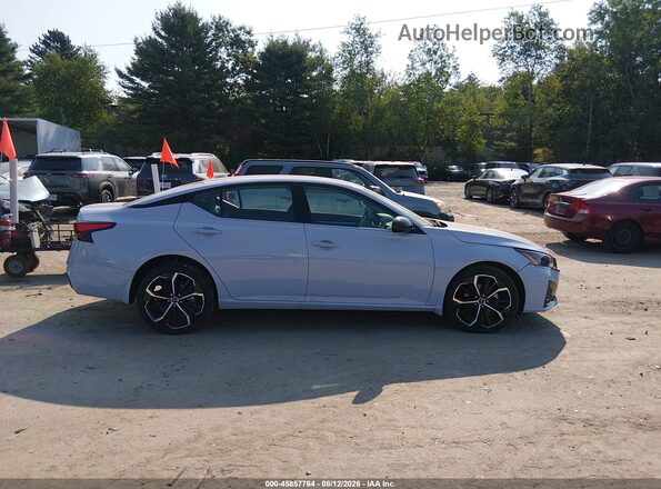 1N4BL4CW0SN330448 2025 NISSAN ALTIMA Gray უკანა სალონის ხედი