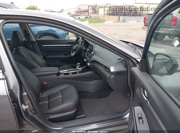 1N4BL4CW0SN426077 2025 NISSAN ALTIMA Gray Front interior view