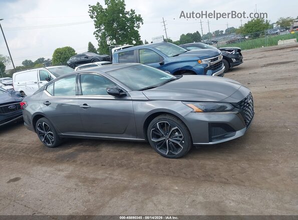 1N4BL4CW0SN426077 2025 NISSAN ALTIMA Gray Rear interior view