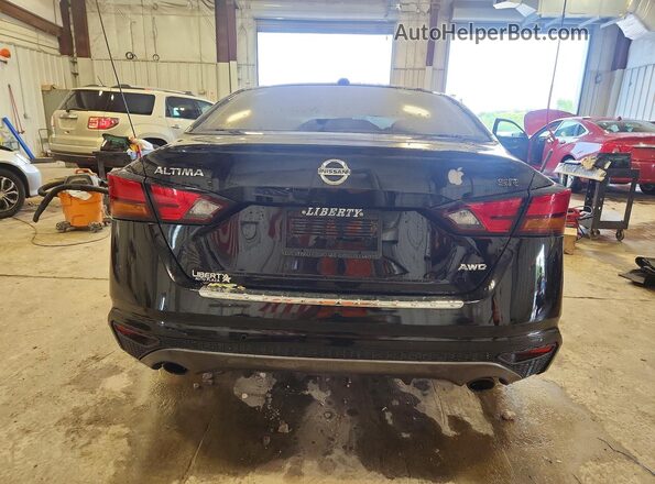 1N4BL4CW1LC263601 2020 NISSAN ALTIMA Черный Вид сзади