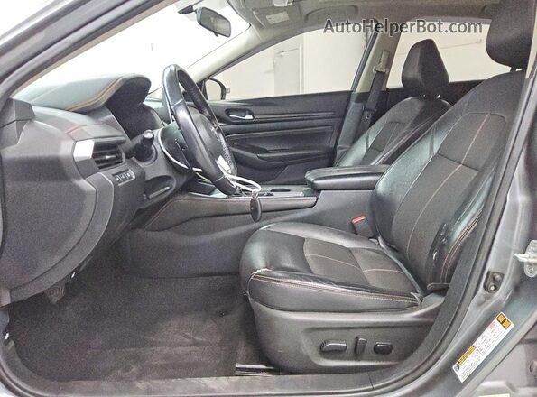 1N4BL4CW2KC140212 2019 NISSAN ALTIMA Orange Вид салону спереду