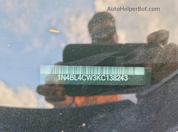 1N4BL4CW3KC138243 2019 NISSAN ALTIMA Gray ძრავის განყოფილების ხედი