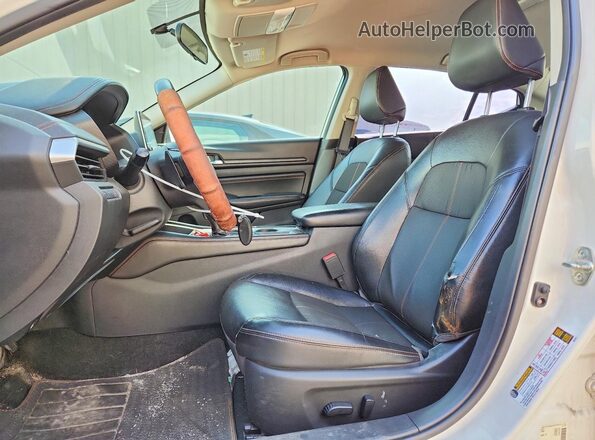 1N4BL4CW3KN322022 2019 NISSAN ALTIMA White წინა სალონის ხედი