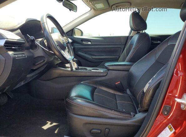 1N4BL4CW3NN376571 2022 NISSAN ALTIMA Красный Вид салона спереди