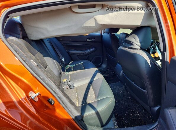 1N4BL4CW5KC247268 2019 NISSAN ALTIMA Orange Հետևի նստատեղերի տեսք