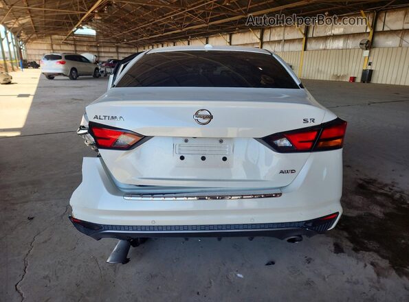 1N4BL4CW6LC170024 2020 NISSAN ALTIMA White Widok z tyłu